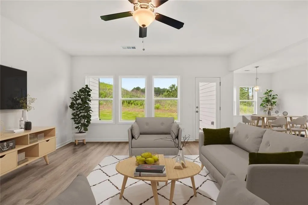 Loganville, Georgia 30052, United States, 3 Bedrooms Bedrooms, ,3 BathroomsBathrooms,Residential,Active,124615