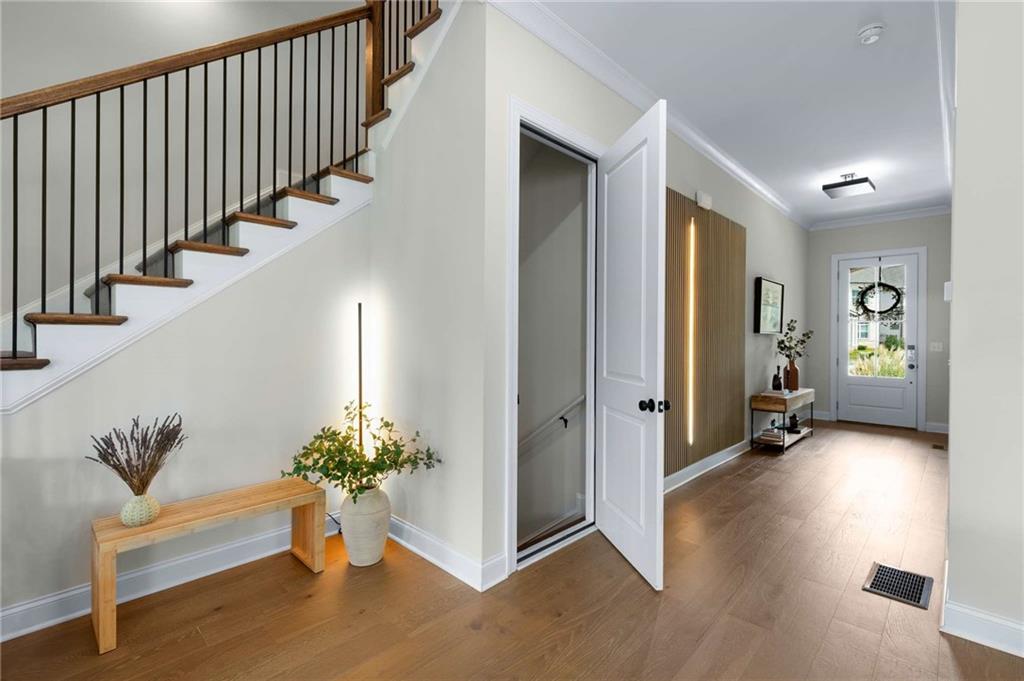 845 Miranda Terrace