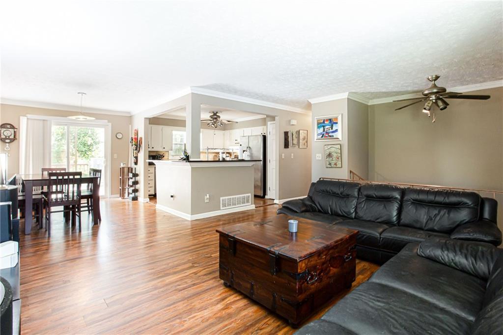 1561 Danbury Drive