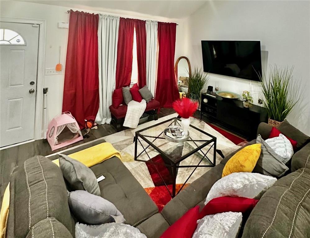 2260 Carver Drive NW