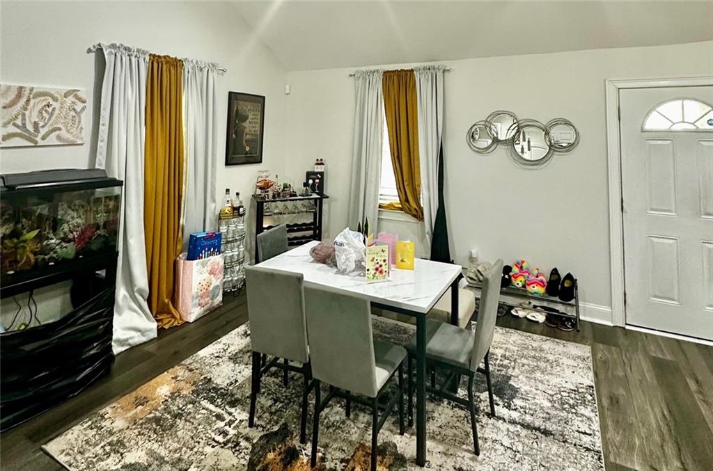 2260 Carver Drive NW