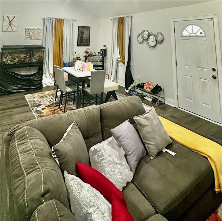 2260 Carver Drive NW