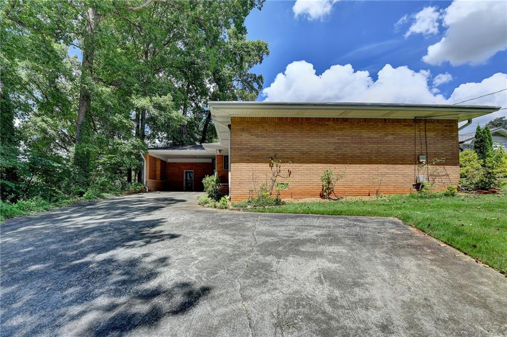 2826 Marlin Drive