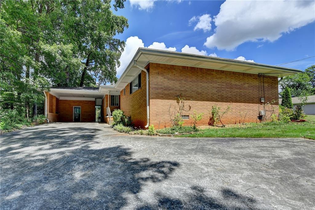 2826 Marlin Drive