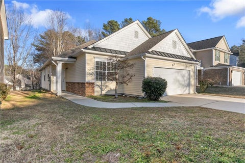 Homes For Sale - 5430 Sable Bay Point<br/> Atlanta, GA 30349