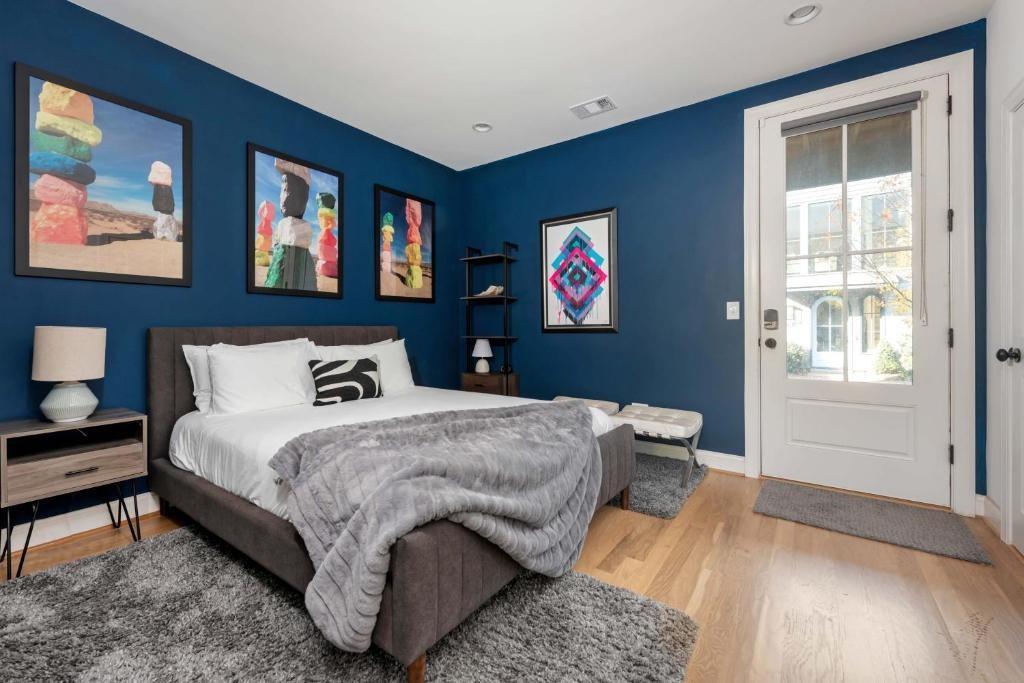 691 Fraser Street SE