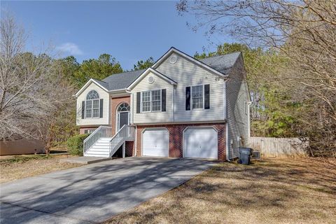 A home in Powder Springs