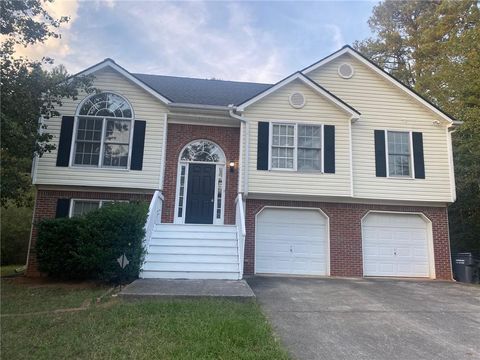 A home in Powder Springs