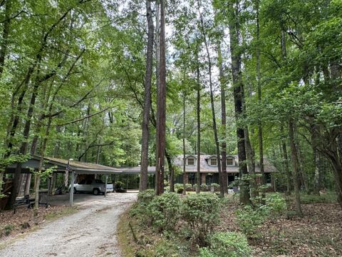 A home in Douglasville