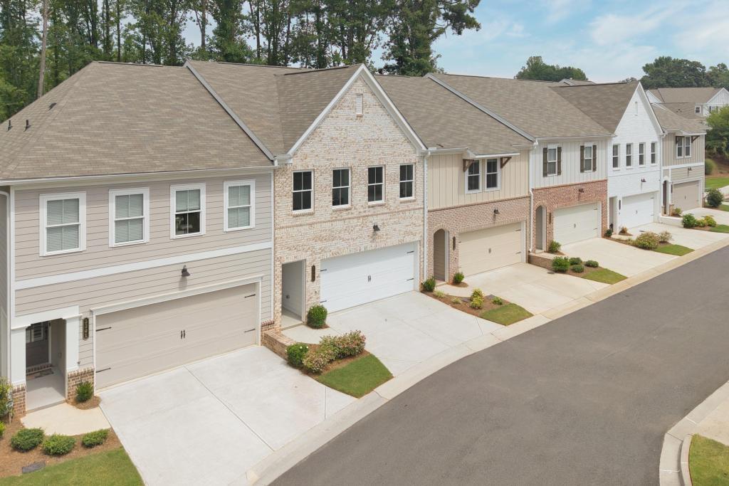 3303 Cranston Lane