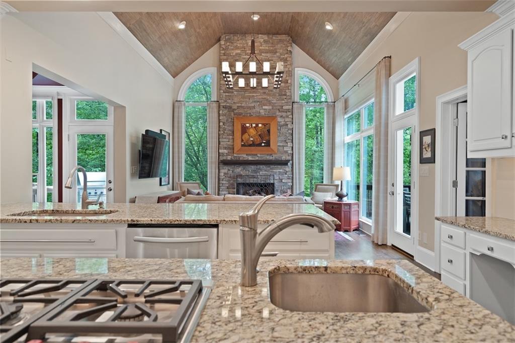 960 Tiverton Lane, Alpharetta, Georgia image 18