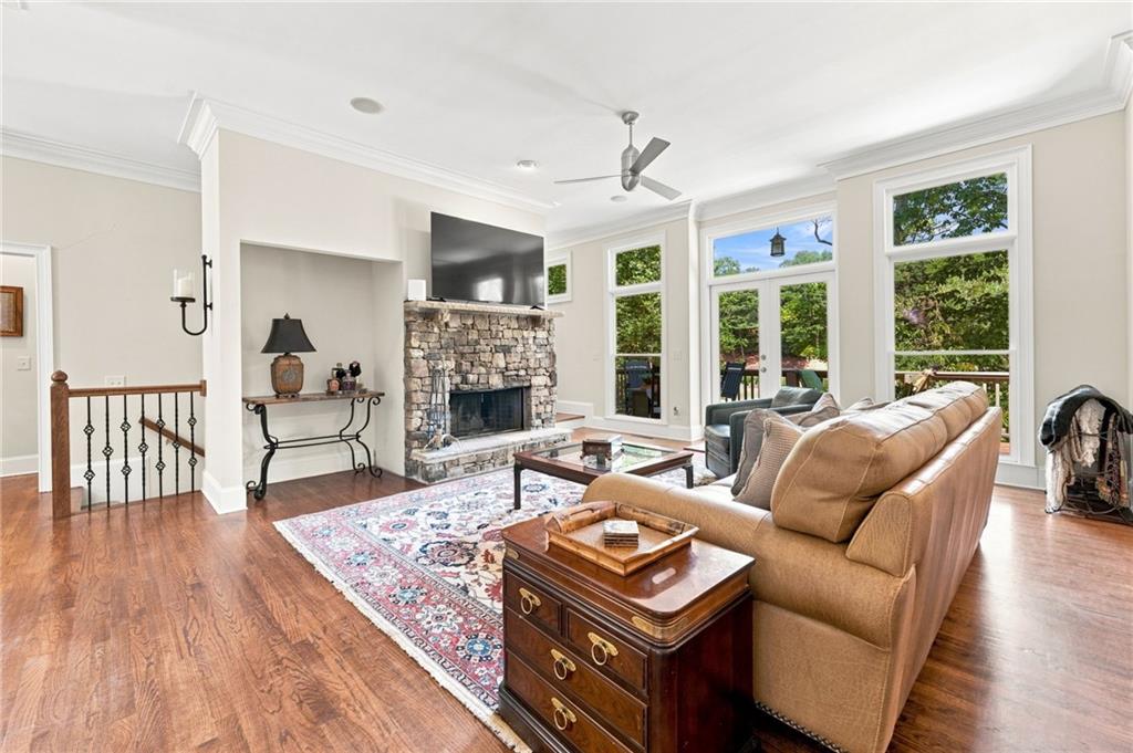 55 Hillside Way
