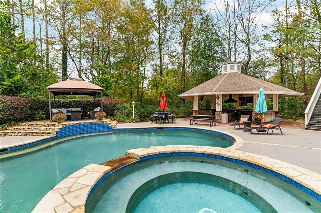 BRADSHAW FARM - Residential