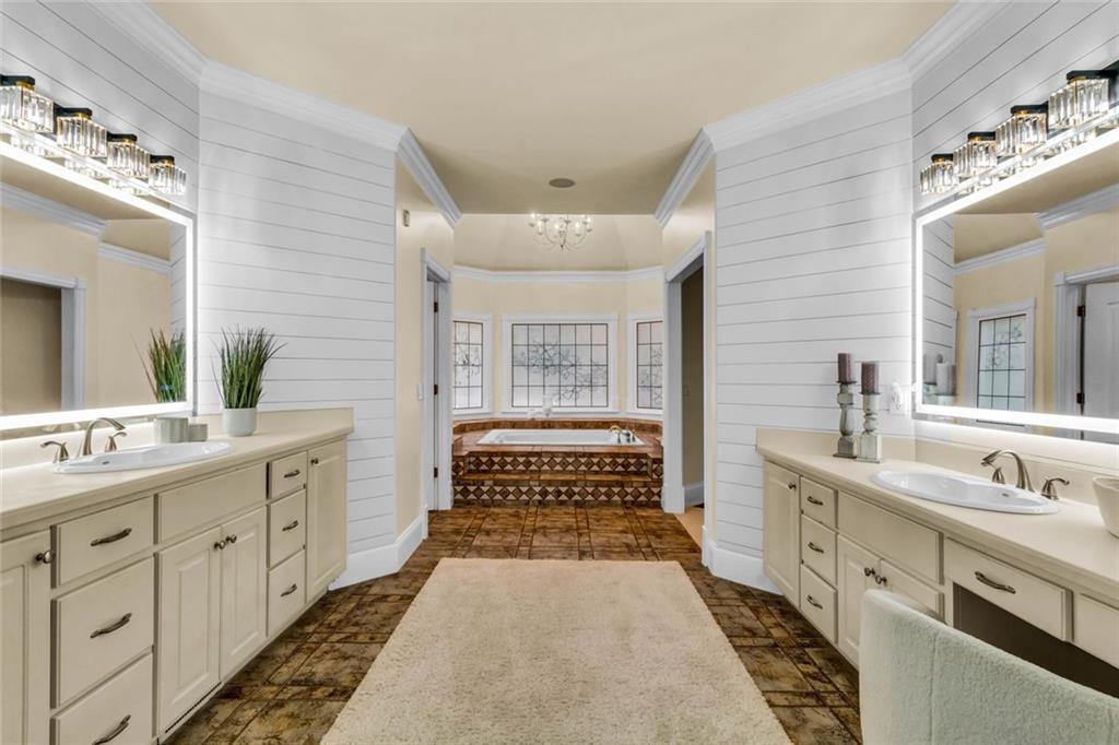 BRADSHAW FARM - Residential