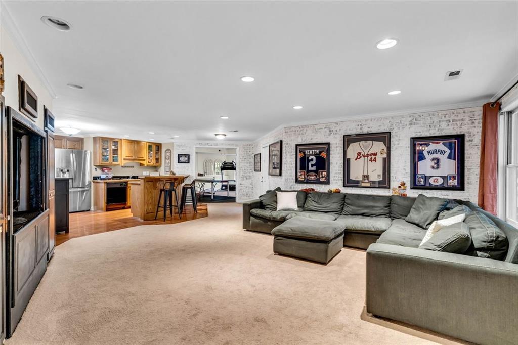 BRADSHAW FARM - Residential