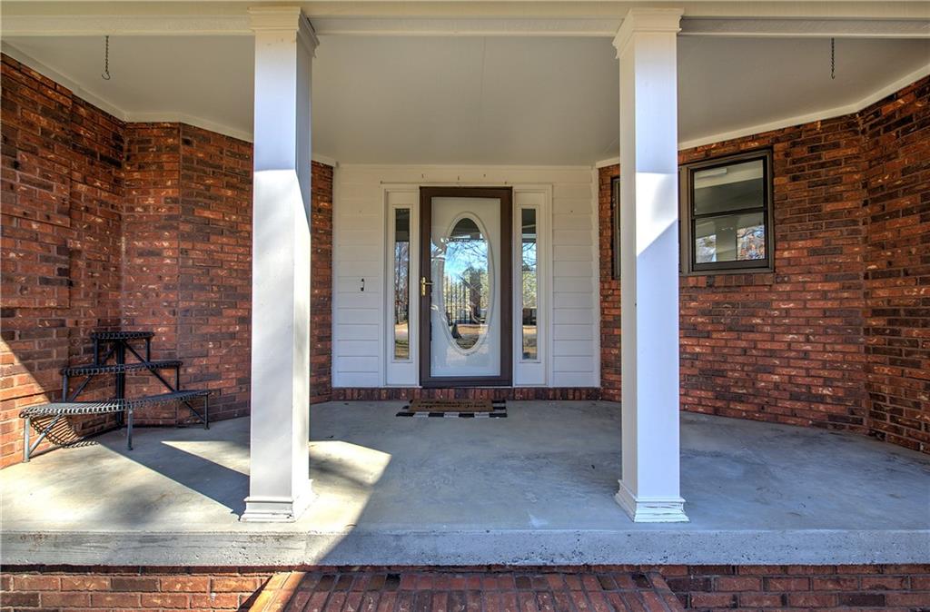 317 Shenandoah Drive NE
