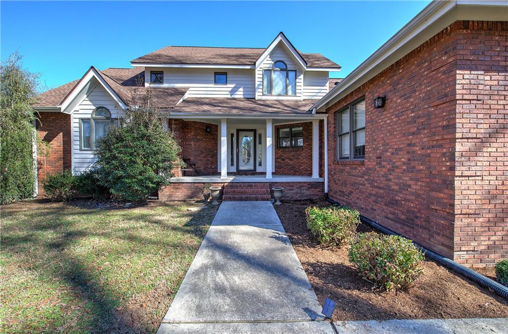 317 Shenandoah Drive NE