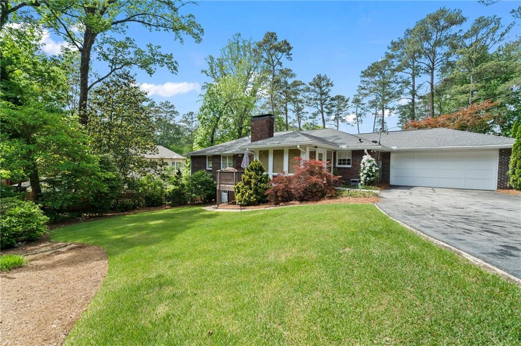 10 Wyndham Drive, Sandy Springs, Georgia image 49