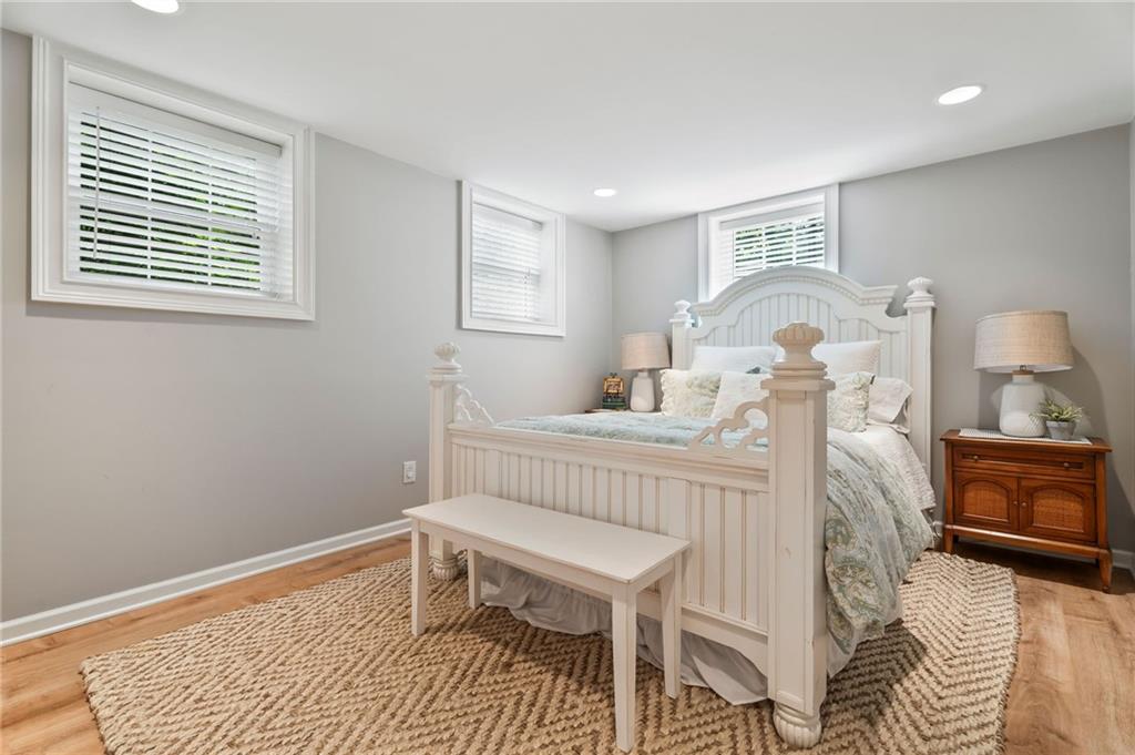 10 Wyndham Drive, Sandy Springs, Georgia image 39