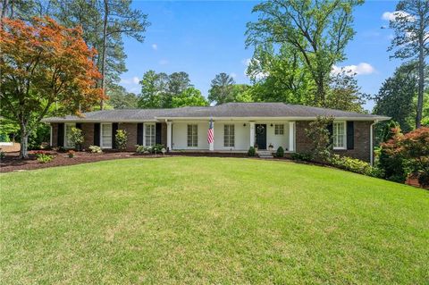 Photo of 10 Wyndham Drive, Sandy Springs, GA 30328 (MLS # 7565324)