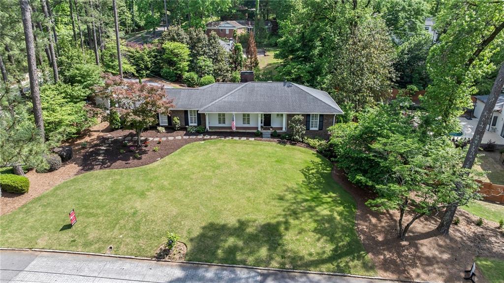 10 Wyndham Drive, Sandy Springs, Georgia image 8