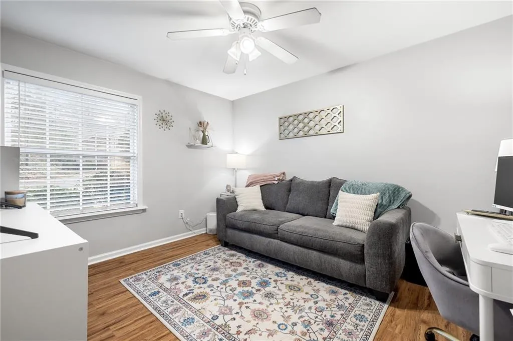 Atlanta, Georgia 30328, United States, 3 Bedrooms Bedrooms, ,2 BathroomsBathrooms,Residential,Active,93211