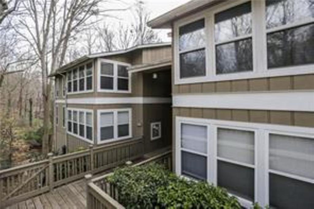 5151 Roswell 7