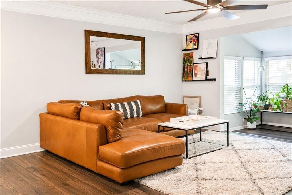 5151 Roswell 7