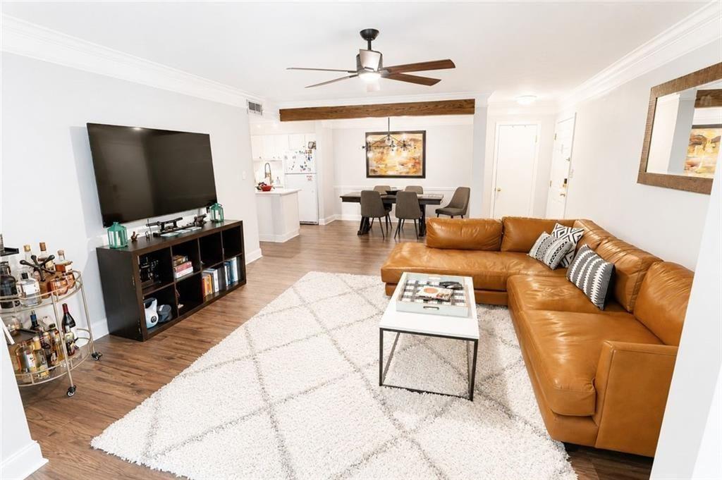 5151 Roswell 7