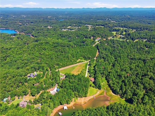 6265 SMITH MILL RD, GAINESVILLE, GA 30506 - Image 76498cdc55fb07aa72cf03e4f87bc1d0/519038476