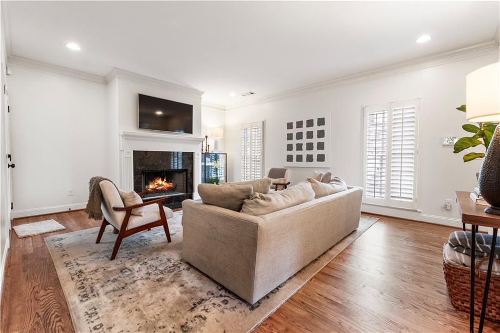 2330 Colonial Drive NE