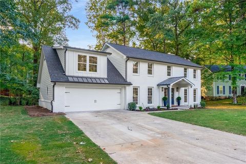 4942 Lakeland Woods Court Dunwoody GA 30338