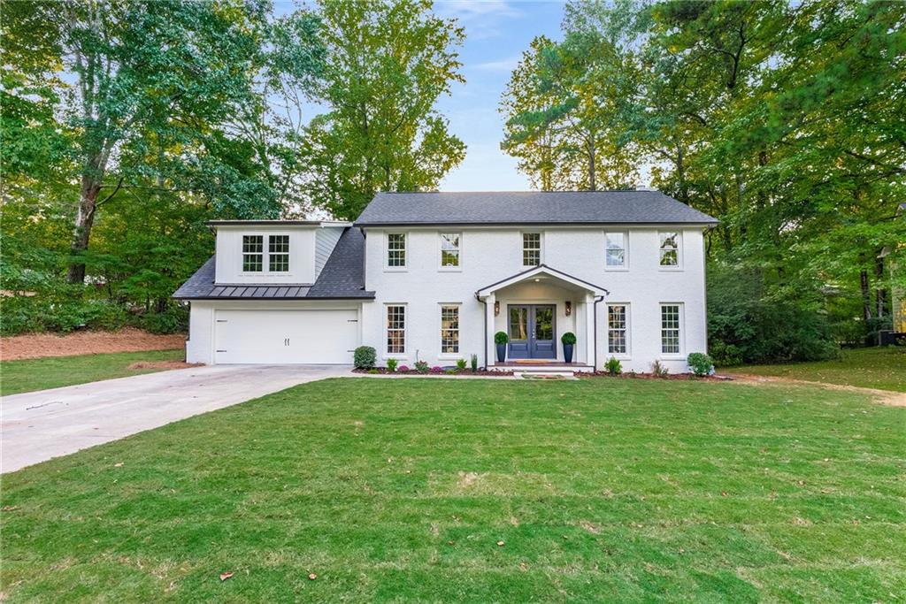 4942 Lakeland Woods Court