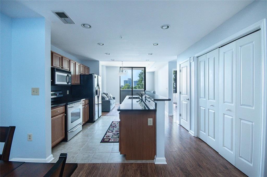 3040 PEACHTREE Road NW 507