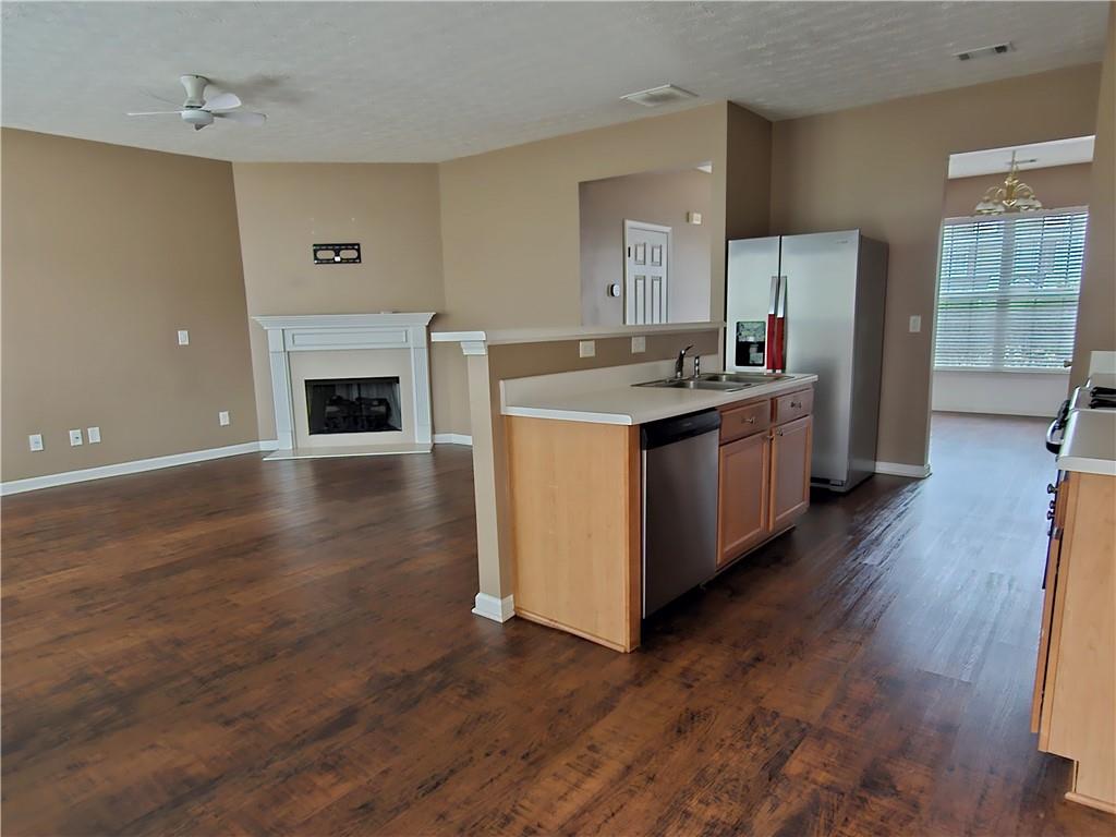 3615 Hutchinson Trace Drive, Cumming, Georgia image 5