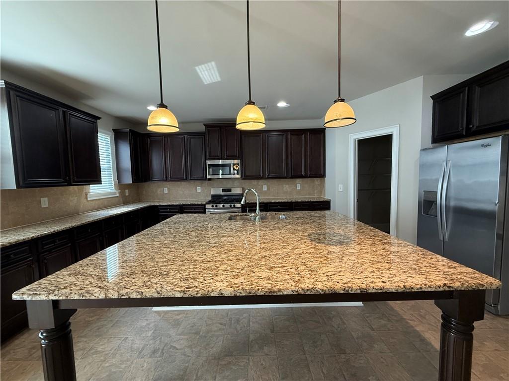 3488 Woodshade Drive, Loganville, Georgia image 8