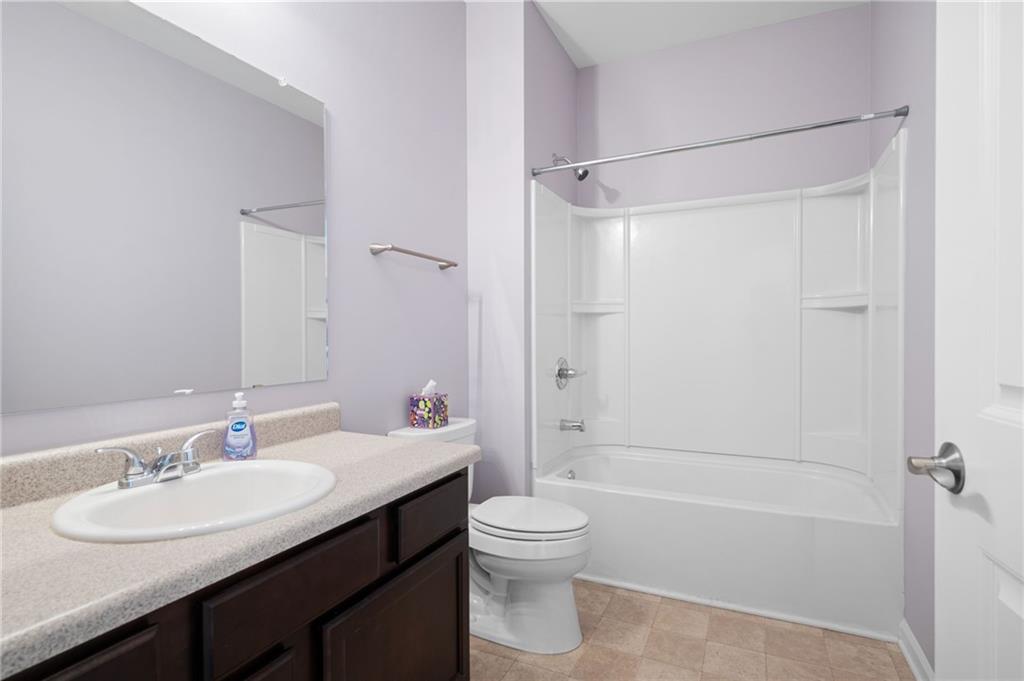 529 Riverview Lane, Canton, Georgia image 17