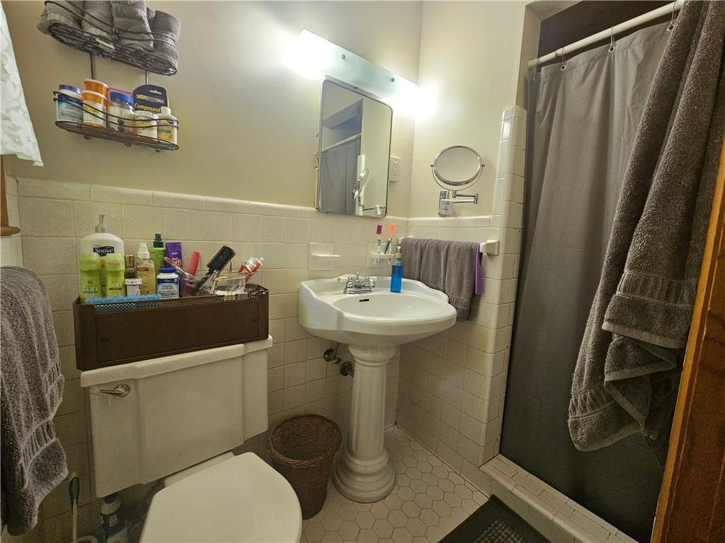 2564 Wren Avenue, Duluth, Georgia image 8