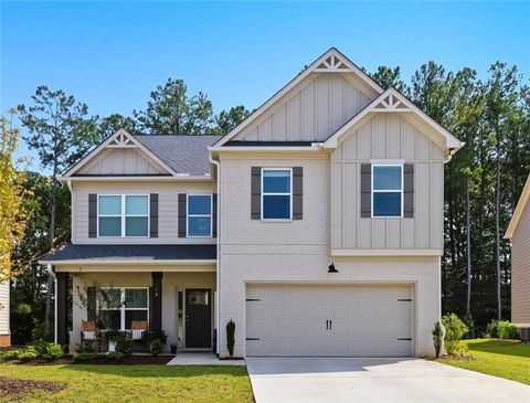 Homes For Sale - 522 Eagles Nest Circle<br/> Auburn, GA 30011