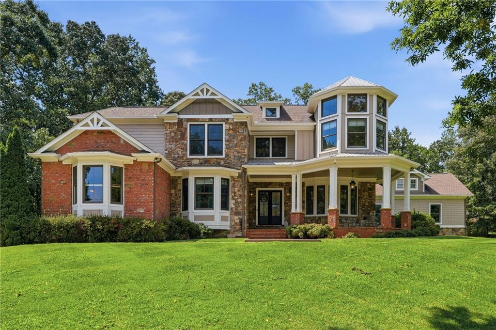 112 Overlook Circle