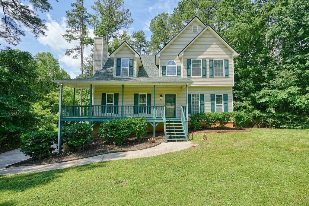 Photo of 12 Paces Lakes Overlook, Dallas, GA 30157 (MLS # 7704376)