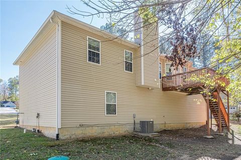 A home in Douglasville