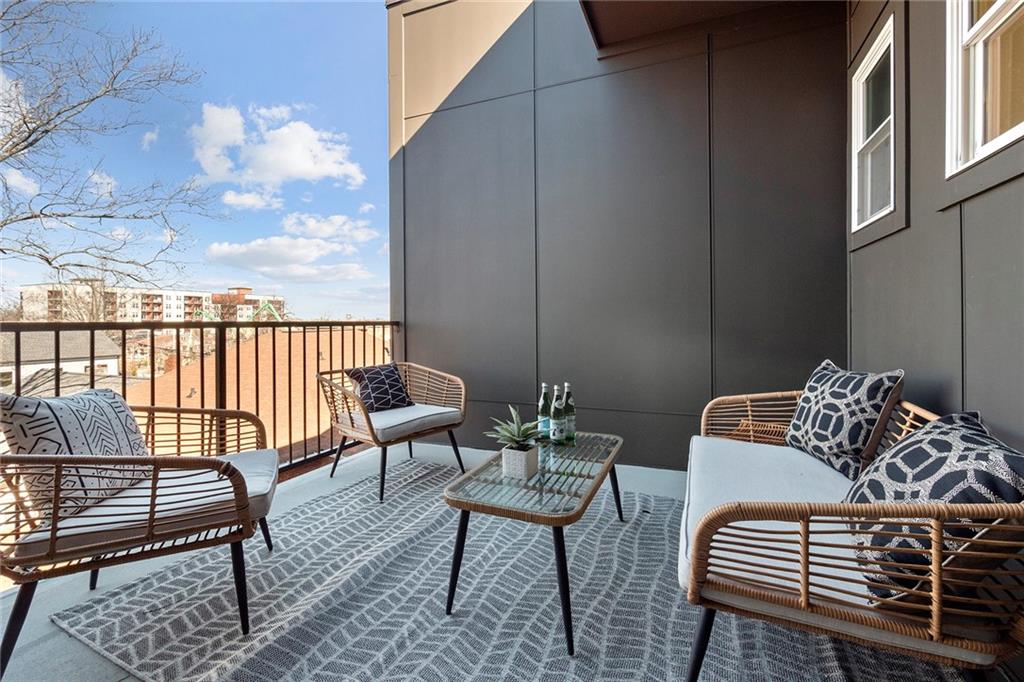 456 Parkway Drive NE 3