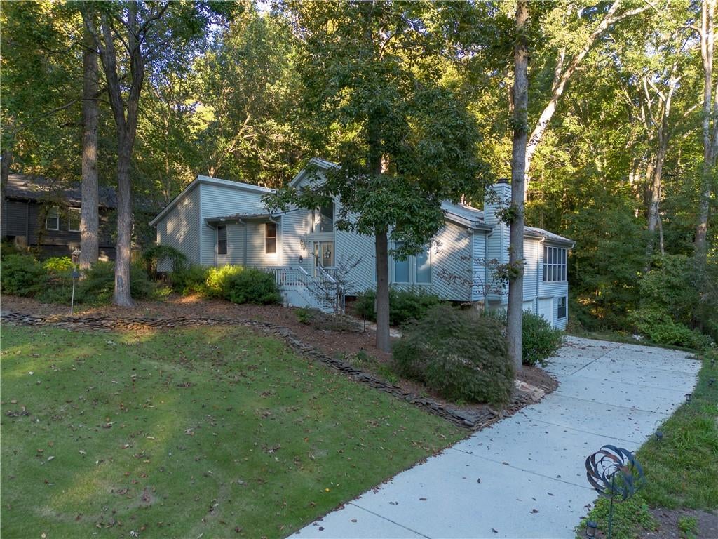 3521 Cedar Valley Drive SE