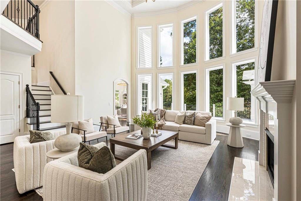 White Columns - Residential