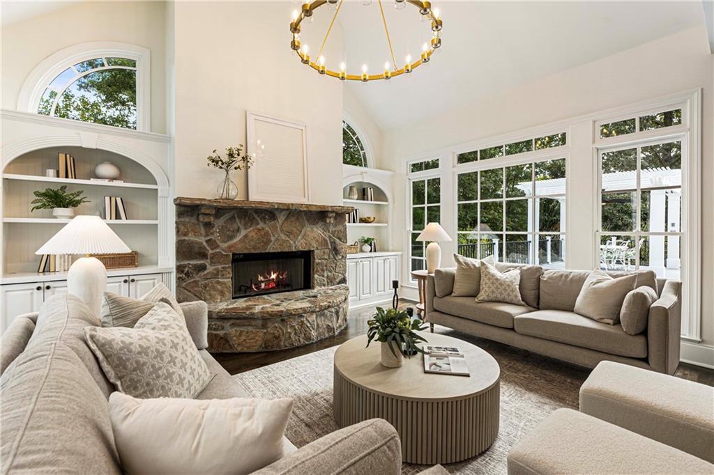White Columns - Residential