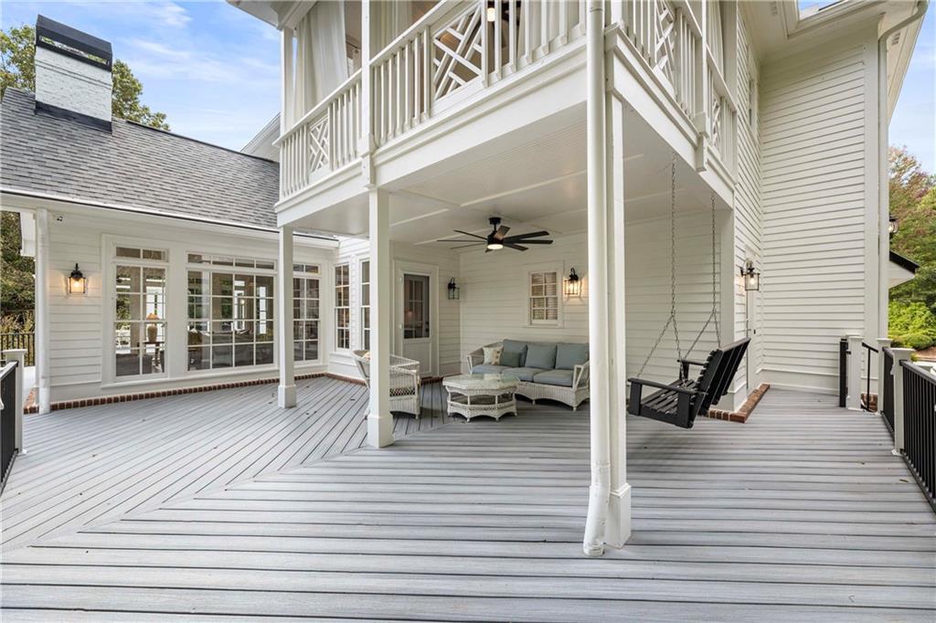 White Columns - Residential