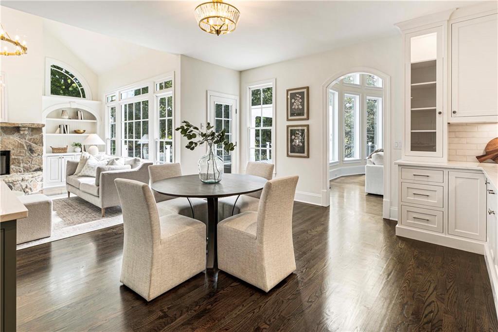 White Columns - Residential