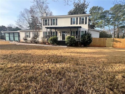 Photo of 2723 Bob White Trail, Duluth, GA 30096 (MLS # 7700138)
