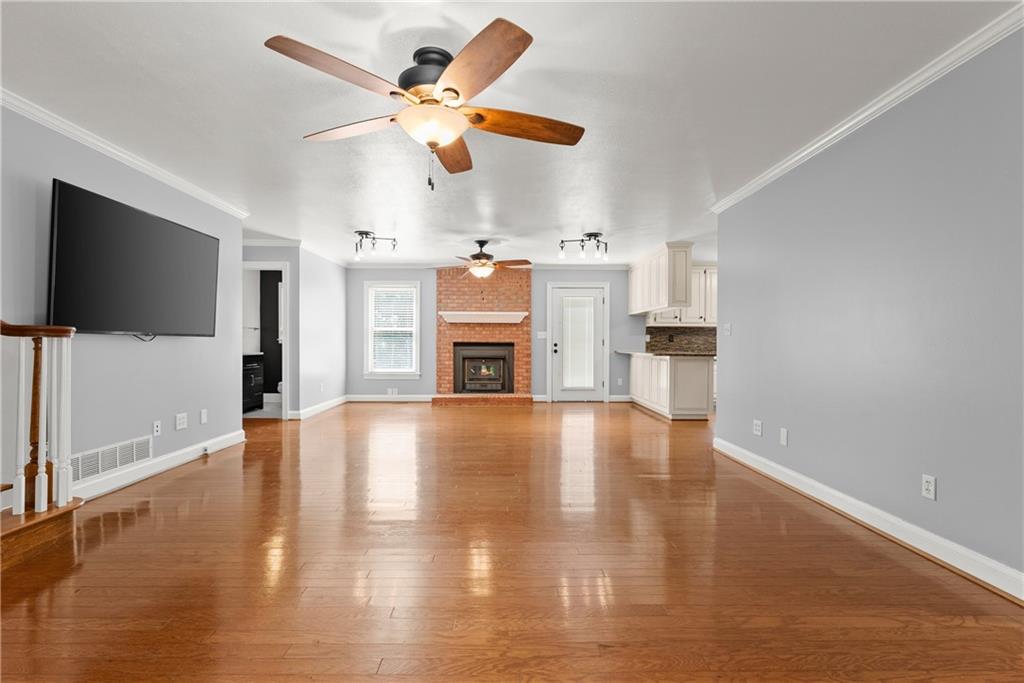 5103 Whispering Pines Drive, Gainesville, Georgia image 11